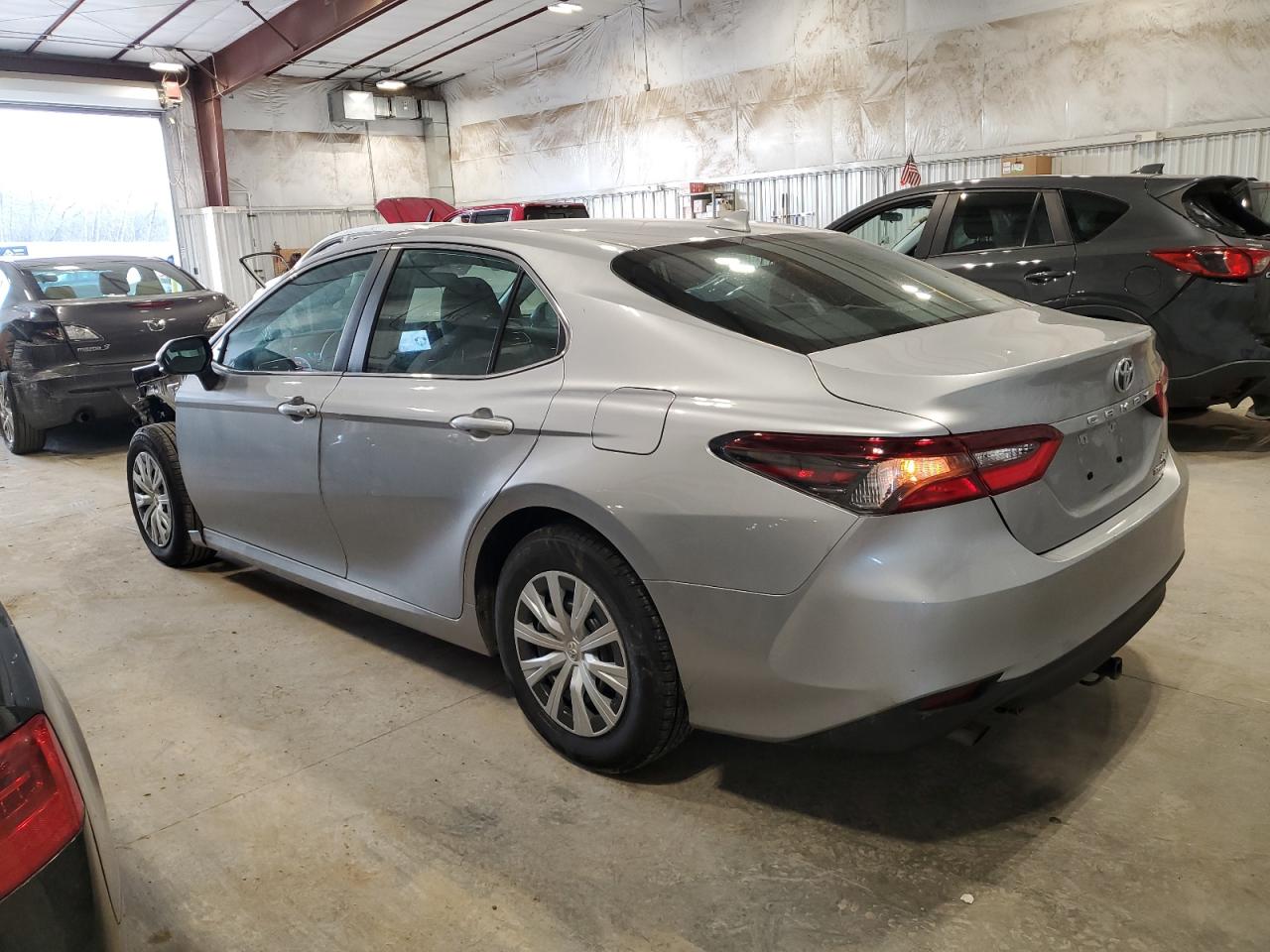 Photo 1 VIN: 4T1C31AK3MU567078 - TOYOTA CAMRY 