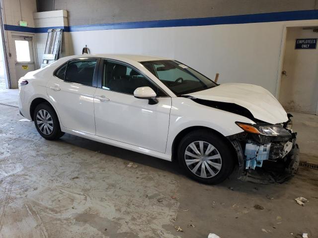 Photo 3 VIN: 4T1C31AK3NU587252 - TOYOTA CAMRY LE 