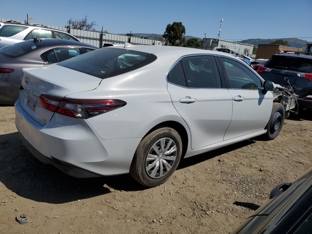 Photo 2 VIN: 4T1C31AK3RU065579 - TOYOTA CAMRY 