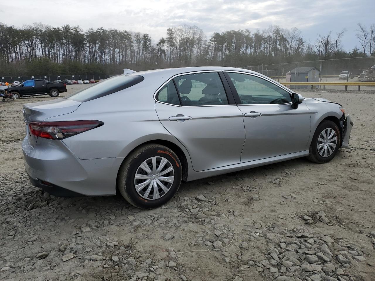 Photo 2 VIN: 4T1C31AK7RU065357 - TOYOTA CAMRY 