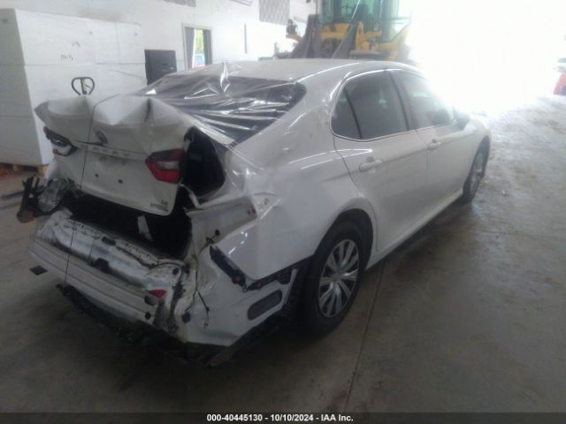 Photo 3 VIN: 4T1C31AK8MU568176 - TOYOTA CAMRY 