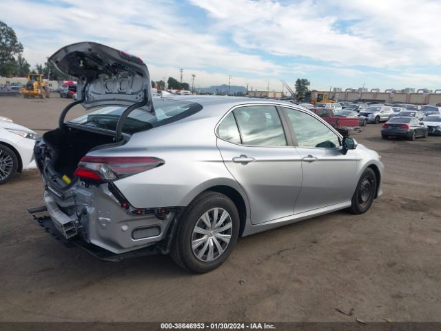 Photo 3 VIN: 4T1C31AK9NU594710 - TOYOTA CAMRY 