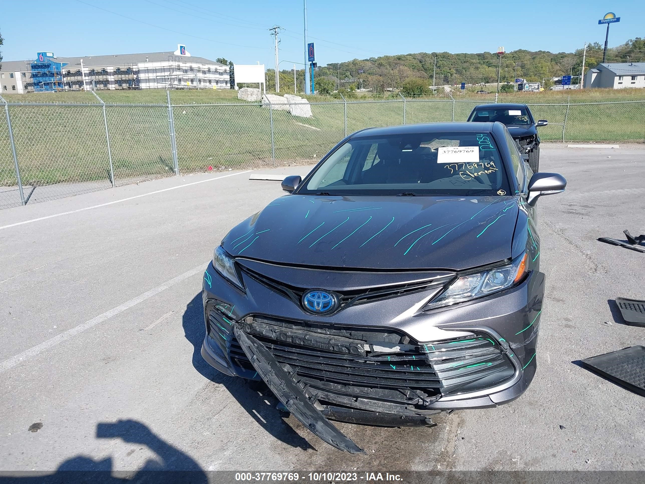 Photo 11 VIN: 4T1C31AKXNU582114 - TOYOTA CAMRY 