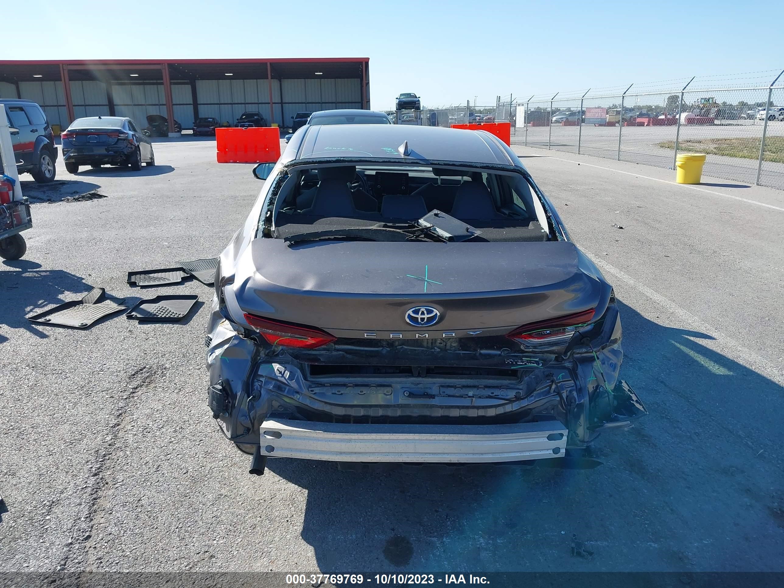 Photo 15 VIN: 4T1C31AKXNU582114 - TOYOTA CAMRY 