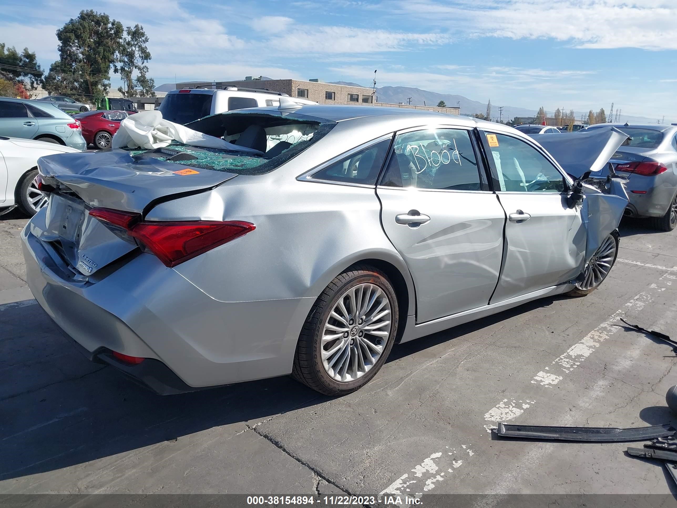 Photo 3 VIN: 4T1CA1AB8MU005697 - TOYOTA AVALON 