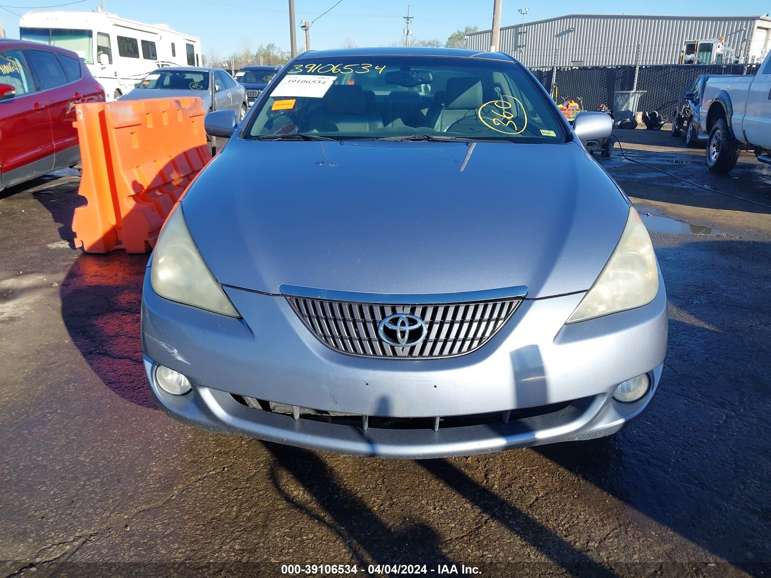 Photo 11 VIN: 4T1CA30P04U005105 - TOYOTA CAMRY SOLARA 