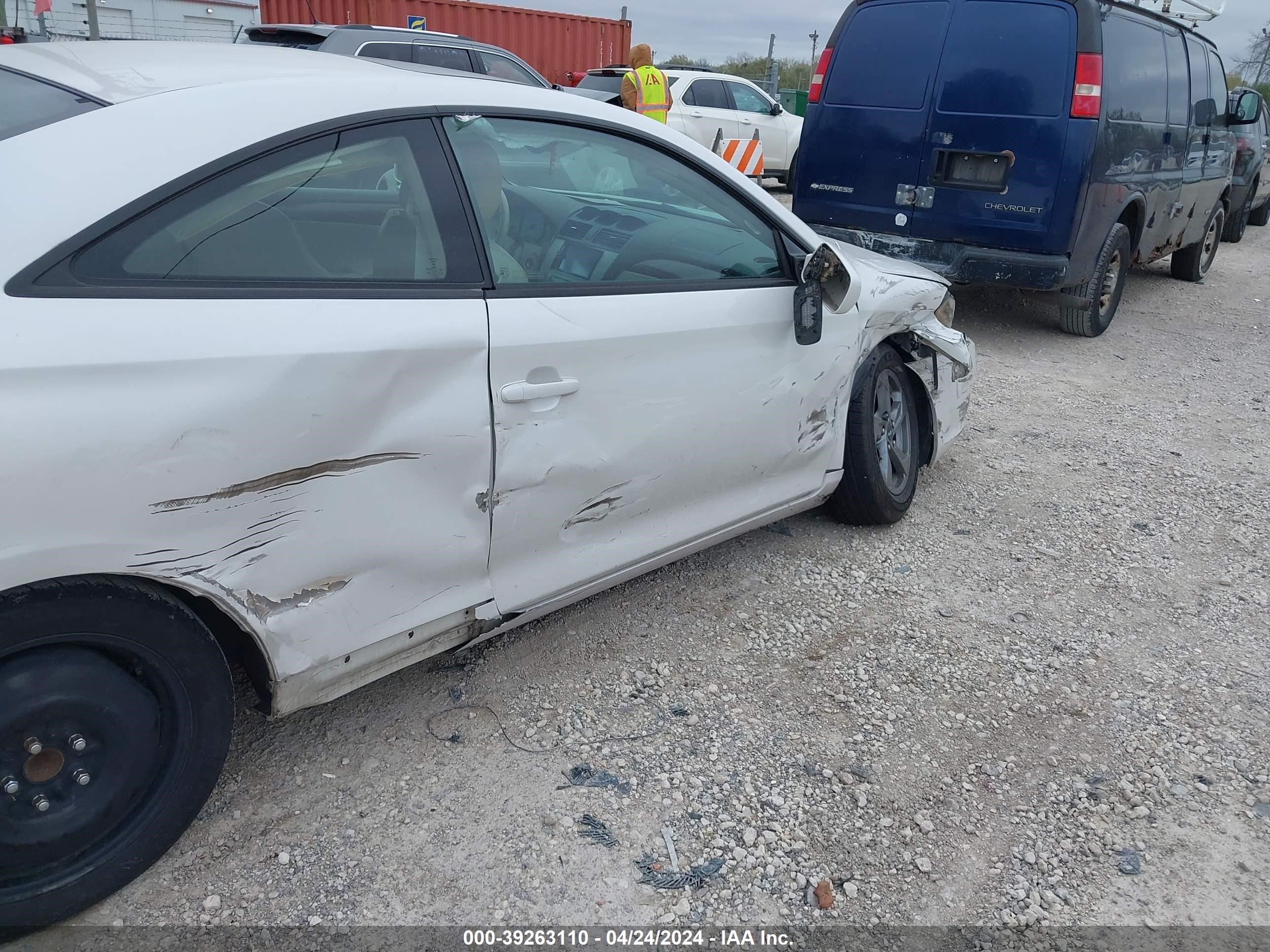 Photo 5 VIN: 4T1CA30P15U039927 - TOYOTA CAMRY SOLARA 