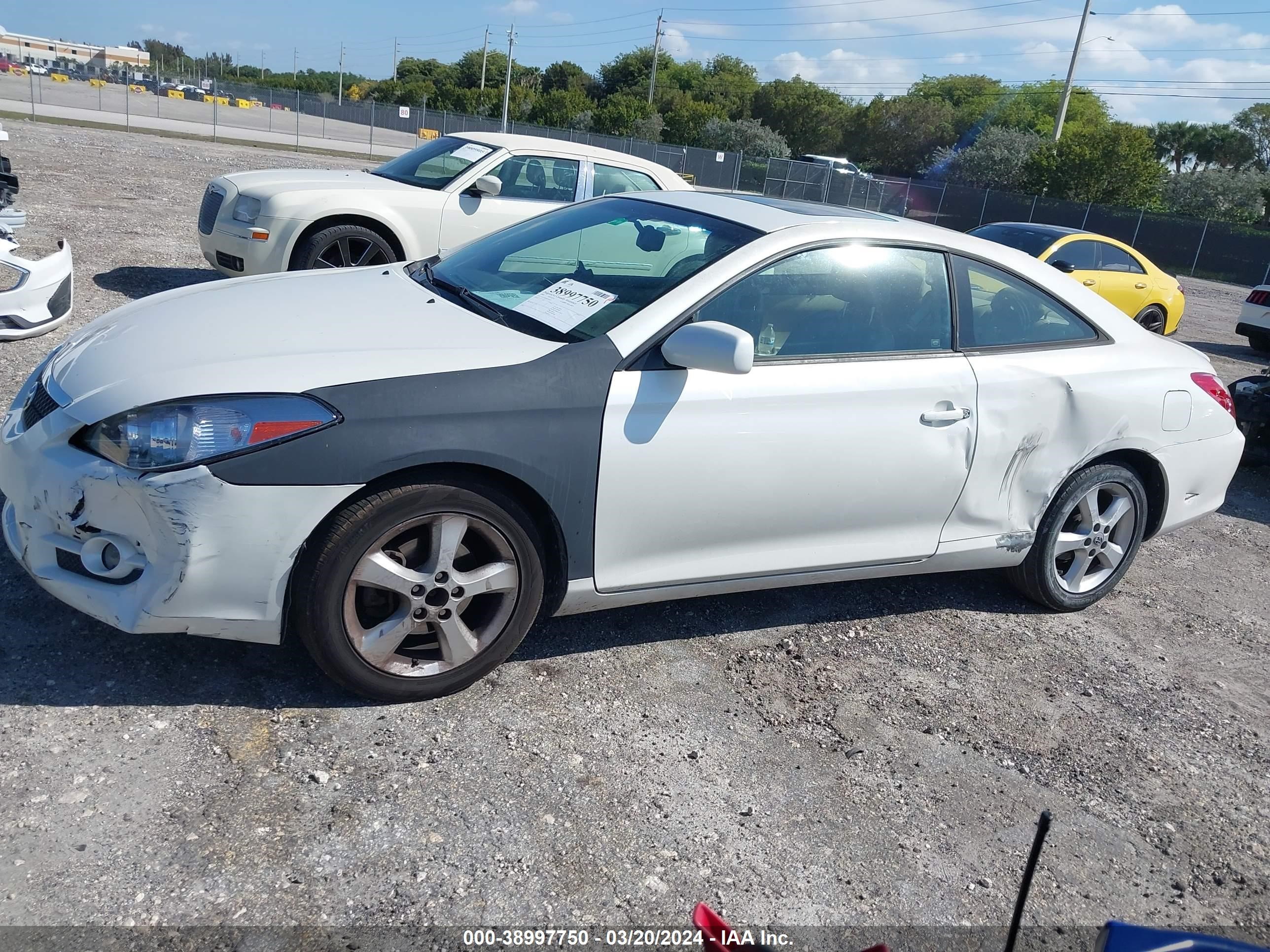 Photo 5 VIN: 4T1CA30P38U144487 - TOYOTA CAMRY SOLARA 