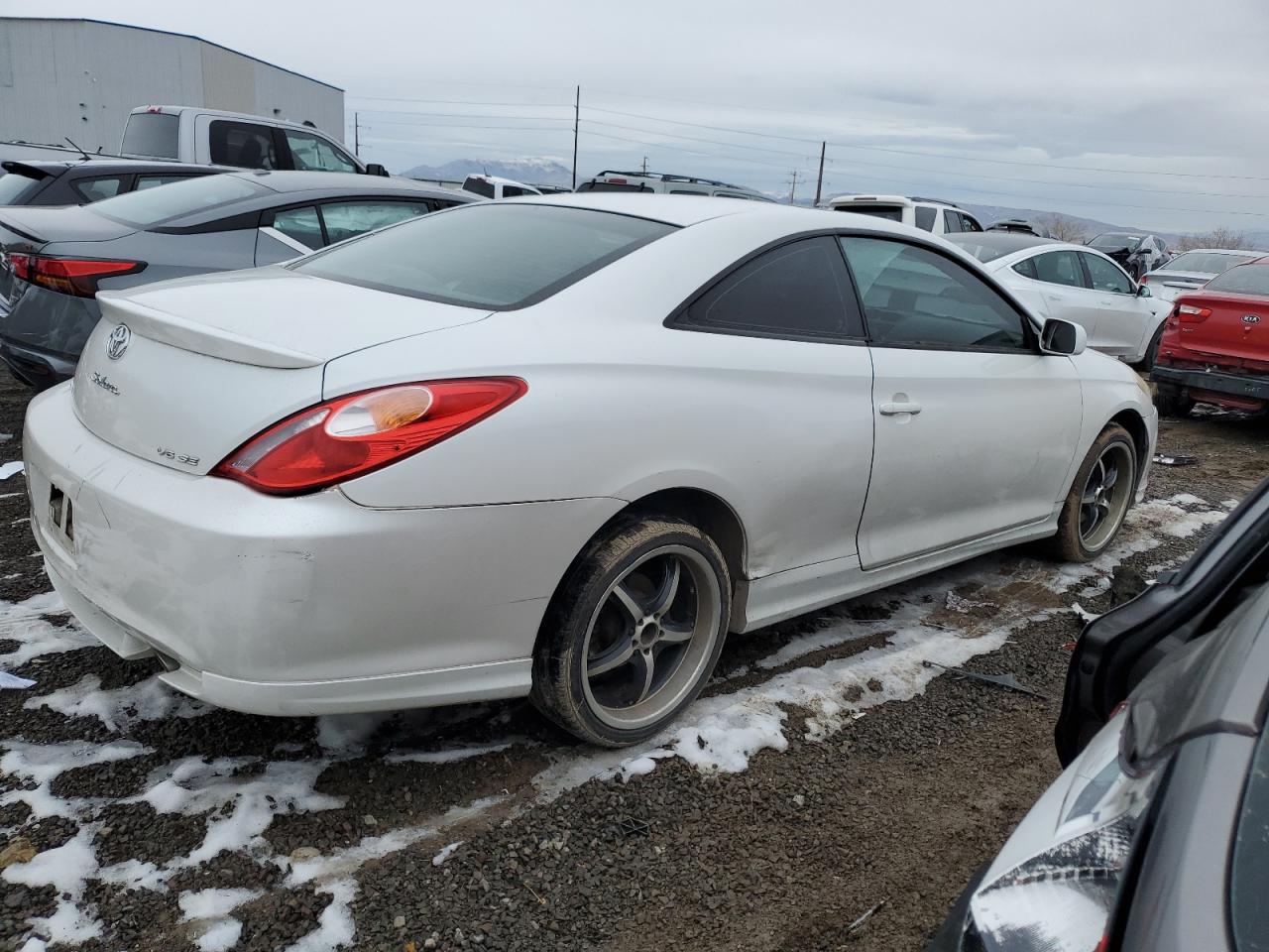 Photo 2 VIN: 4T1CA38P55U049381 - TOYOTA CAMRY SOLARA 