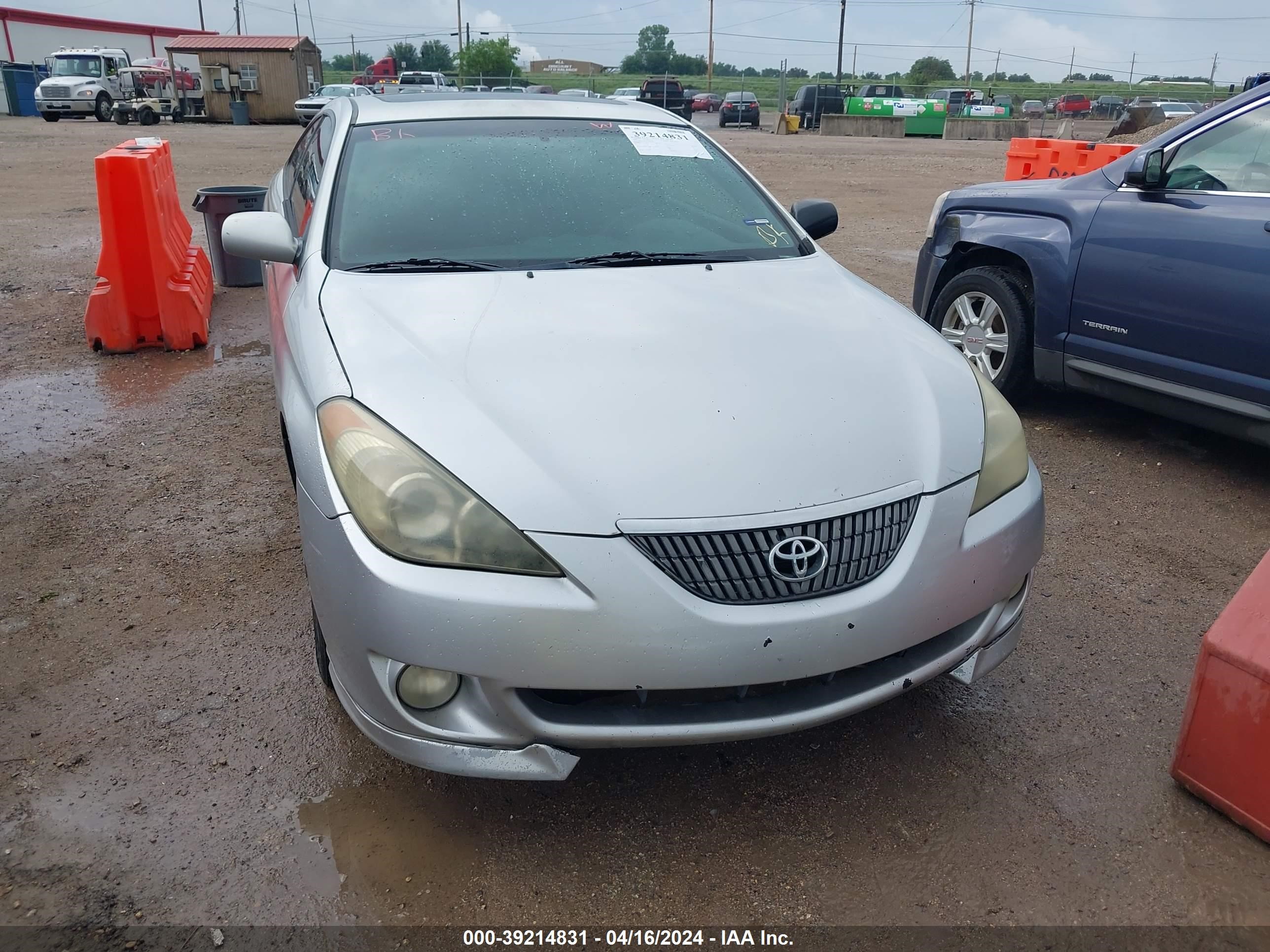 Photo 5 VIN: 4T1CA38P64U007851 - TOYOTA CAMRY SOLARA 