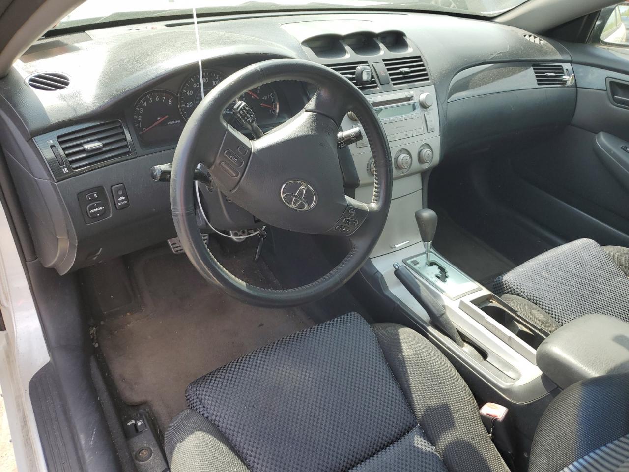 Photo 7 VIN: 4T1CA38P94U026443 - TOYOTA CAMRY SOLARA 