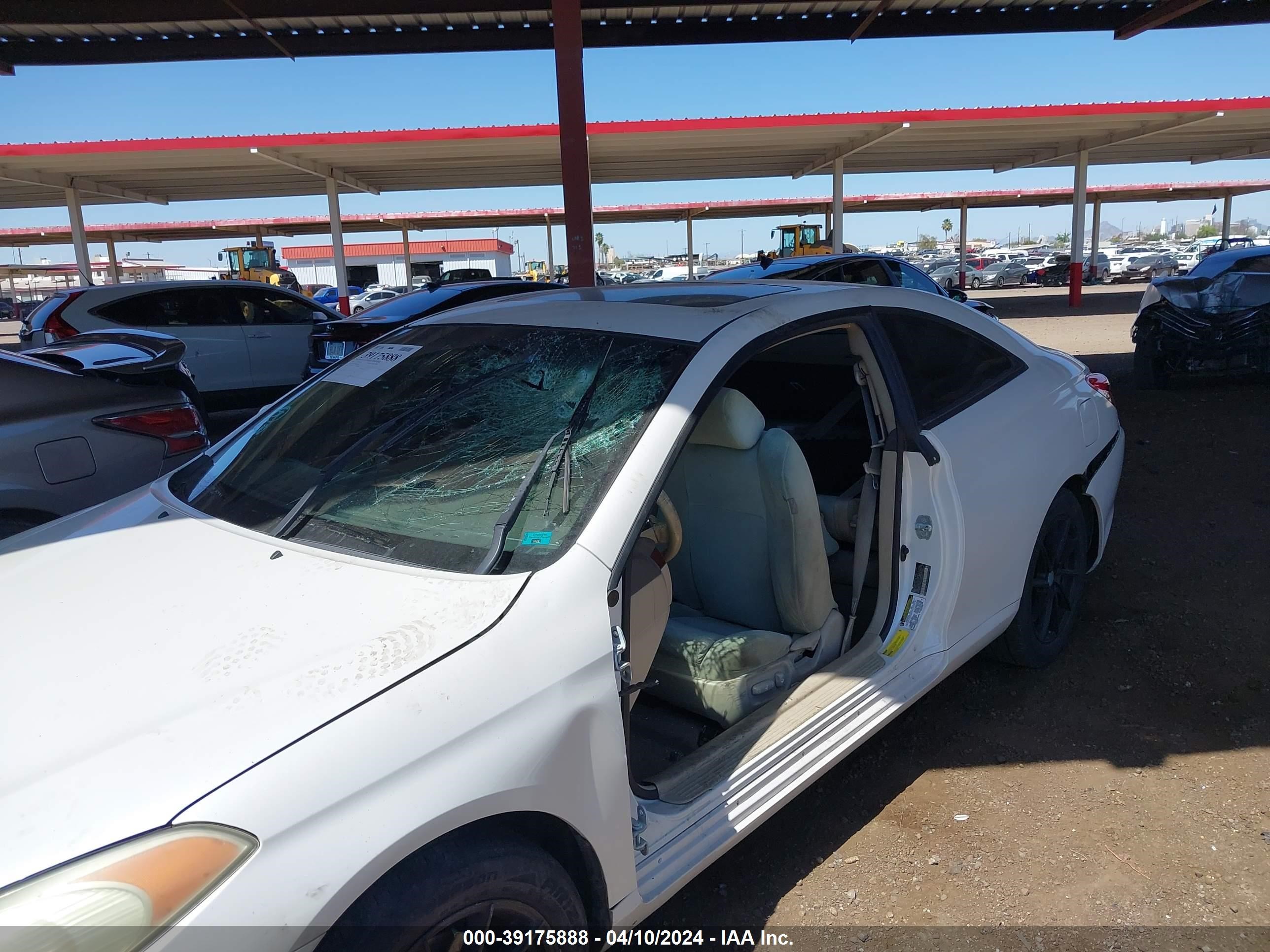 Photo 5 VIN: 4T1CE30P94U815630 - TOYOTA CAMRY SOLARA 