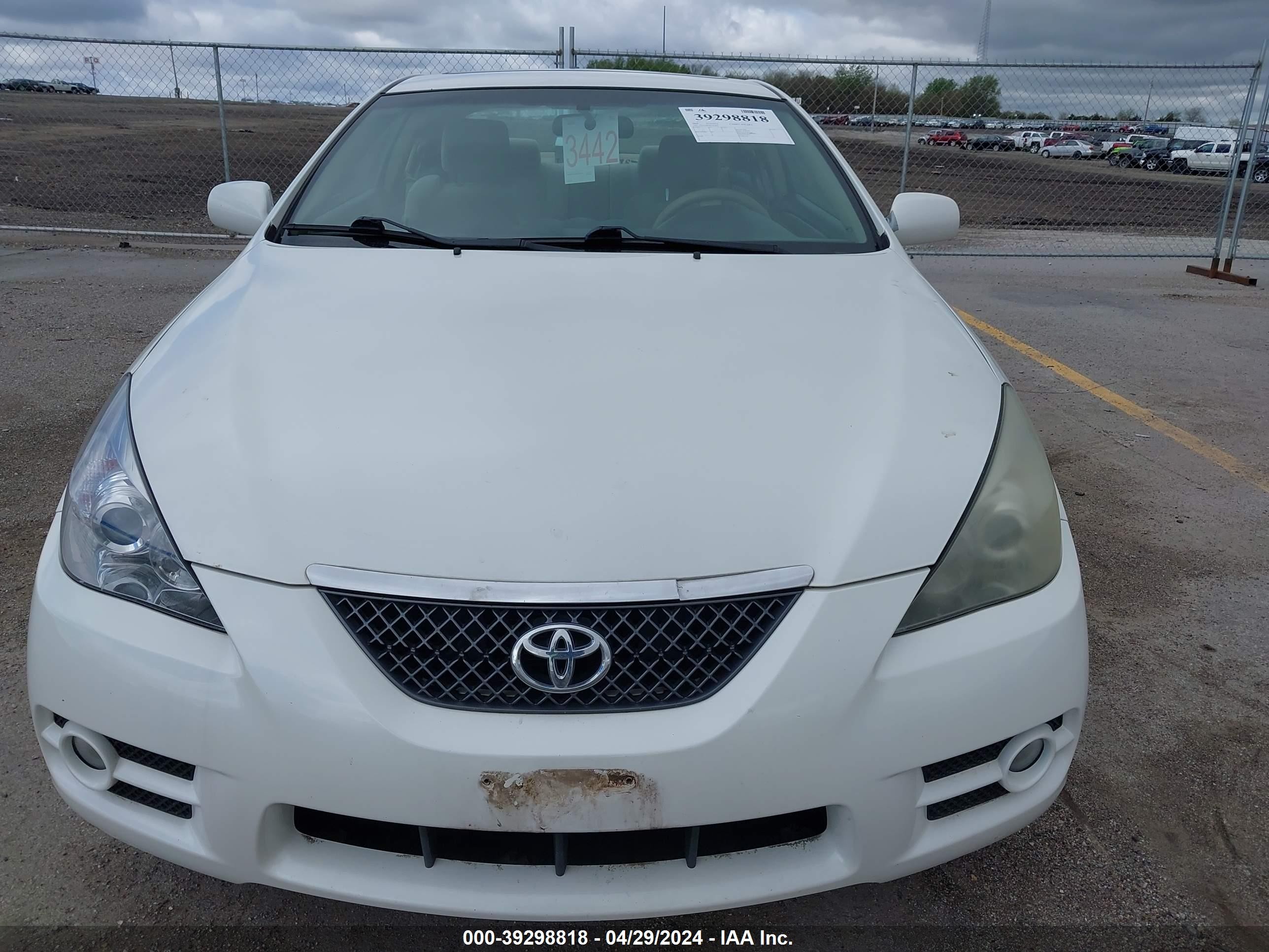 Photo 5 VIN: 4T1CE30P98U763843 - TOYOTA CAMRY SOLARA 