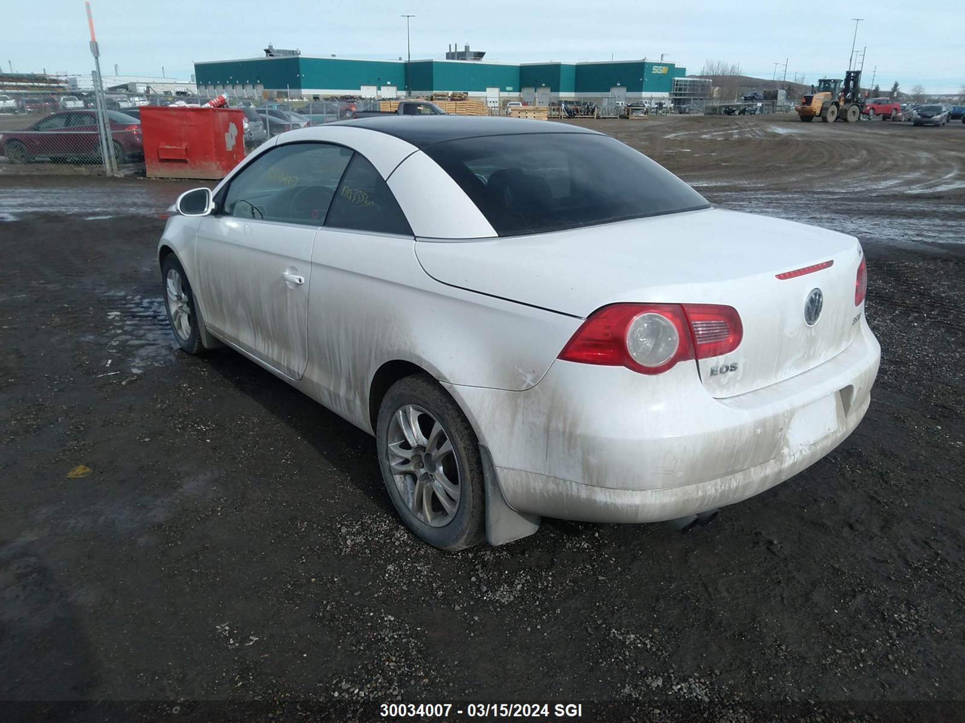 Photo 2 VIN: 4T1CE38P06U621477 - VOLKSWAGEN EOS 