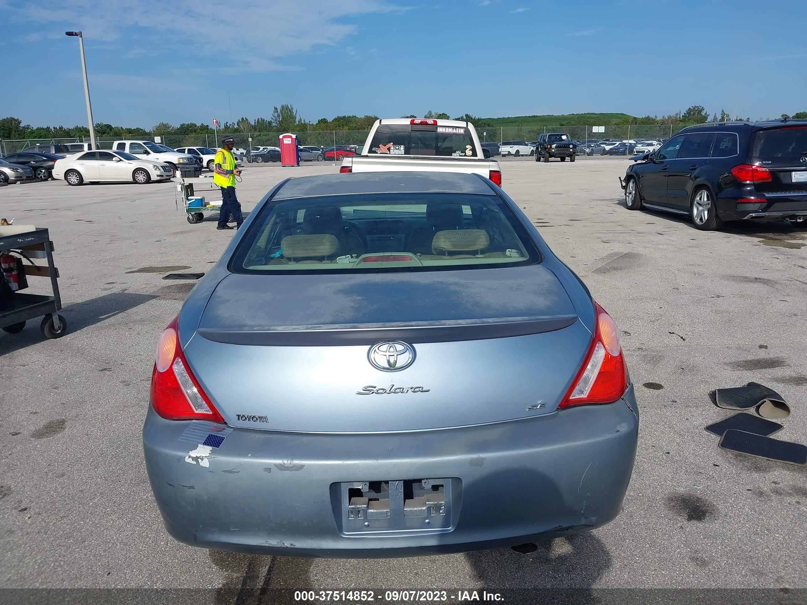 Photo 15 VIN: 4T1CE38P16U640068 - TOYOTA CAMRY SOLARA 