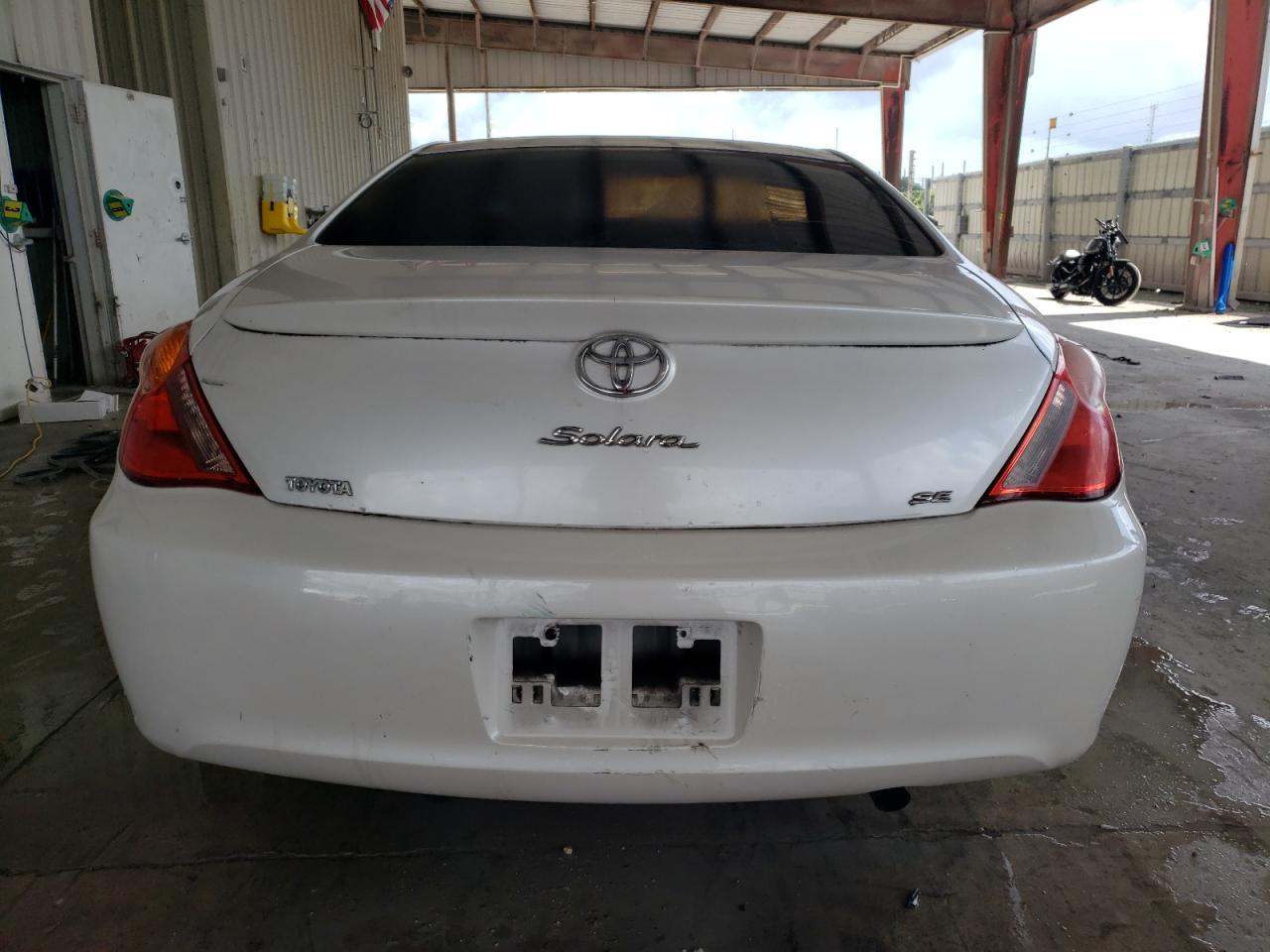 Photo 5 VIN: 4T1CE38P74U869366 - TOYOTA CAMRY SOLARA 