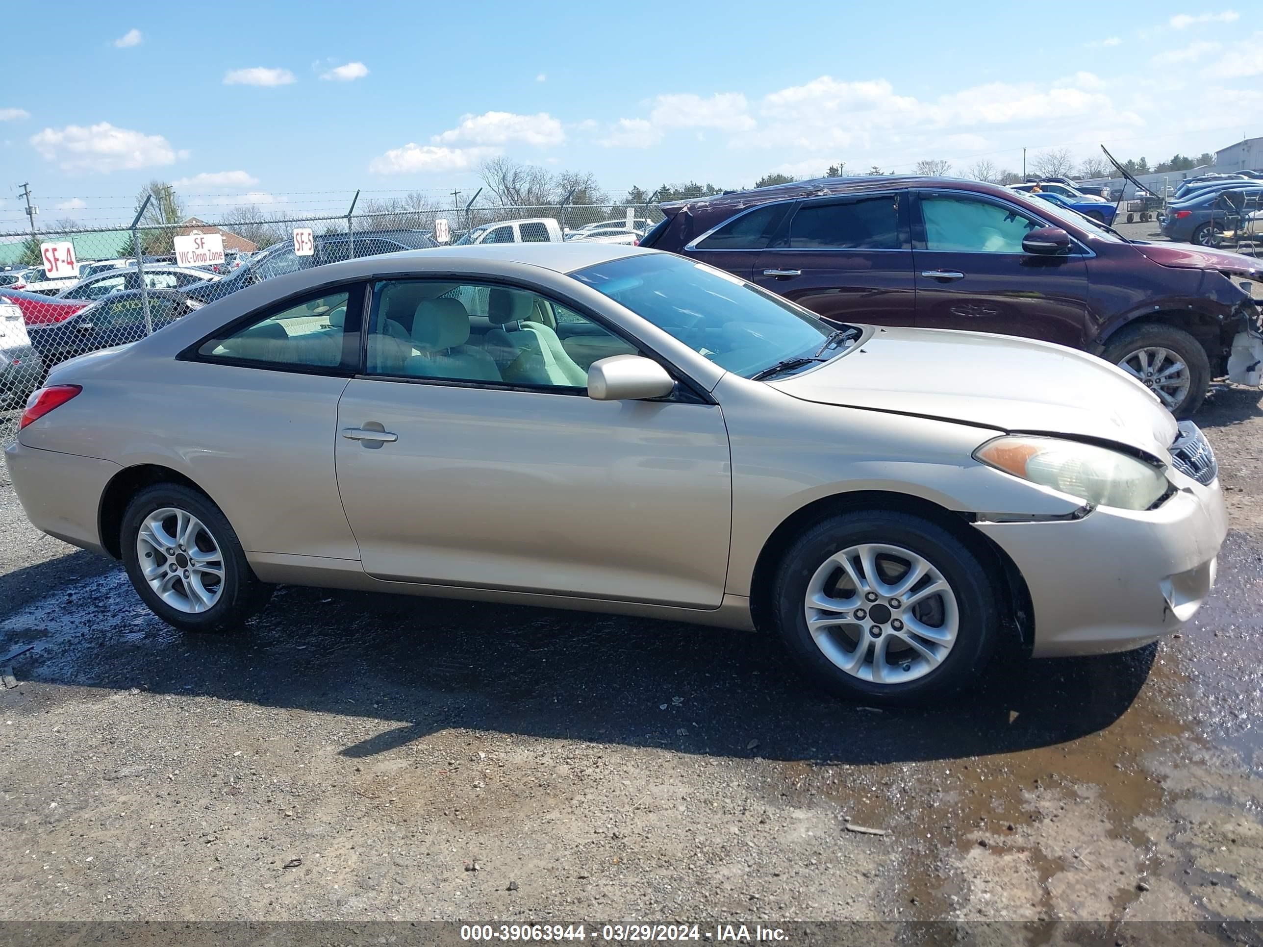 Photo 12 VIN: 4T1CE38P84U853368 - TOYOTA CAMRY SOLARA 