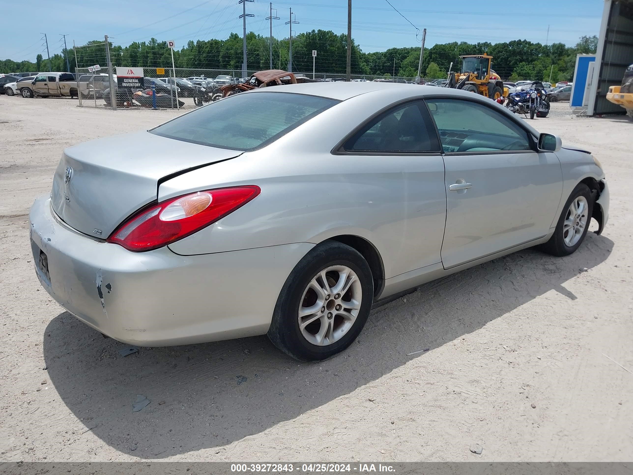 Photo 3 VIN: 4T1CE38P85U553332 - TOYOTA CAMRY SOLARA 