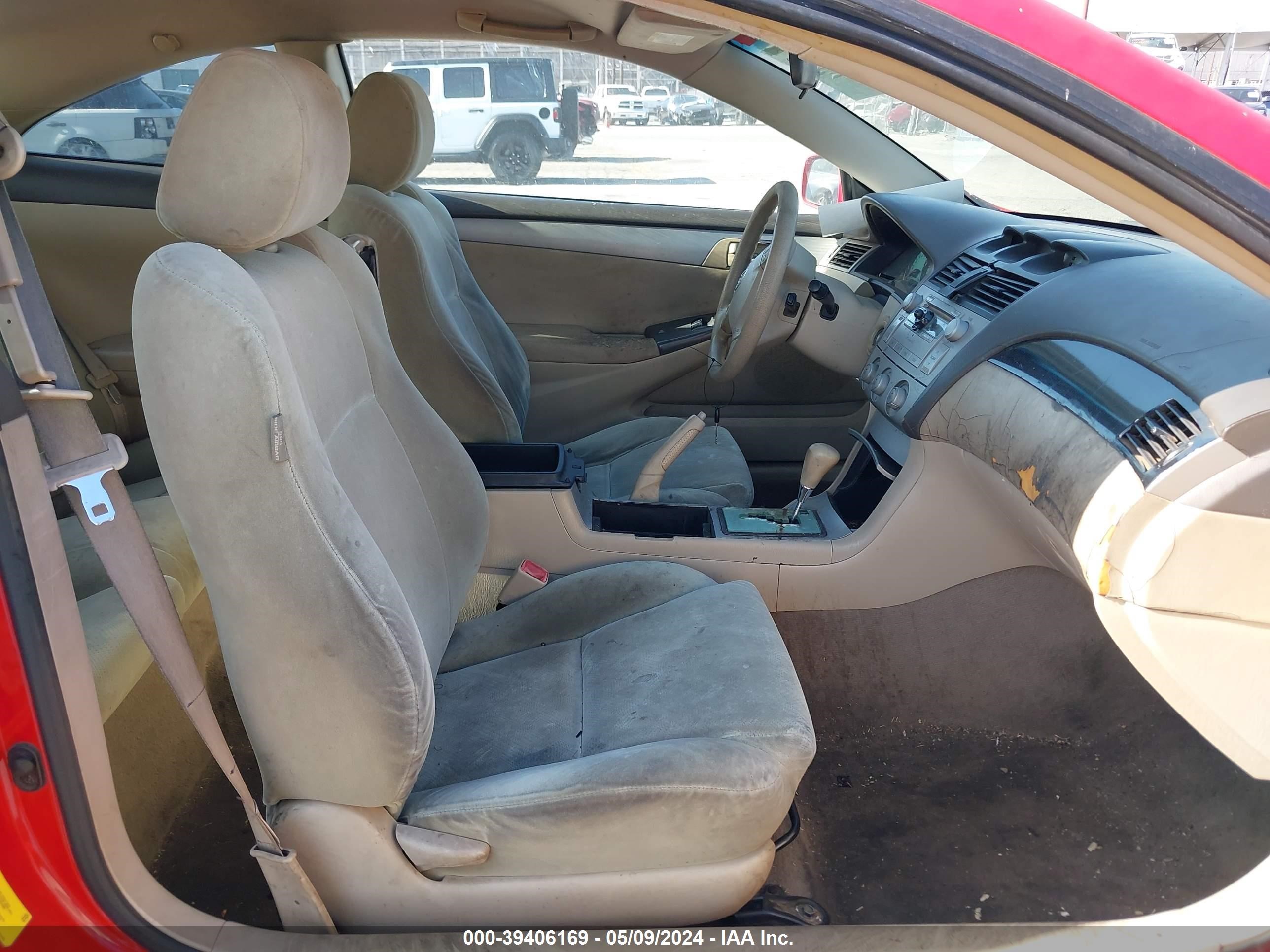 Photo 4 VIN: 4T1CE38PX4U785865 - TOYOTA CAMRY SOLARA 