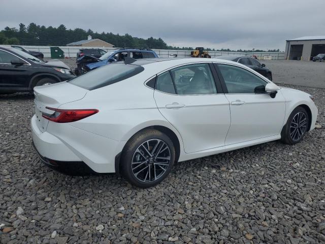 Photo 2 VIN: 4T1DBADK3SU001681 - TOYOTA CAMRY XSE 