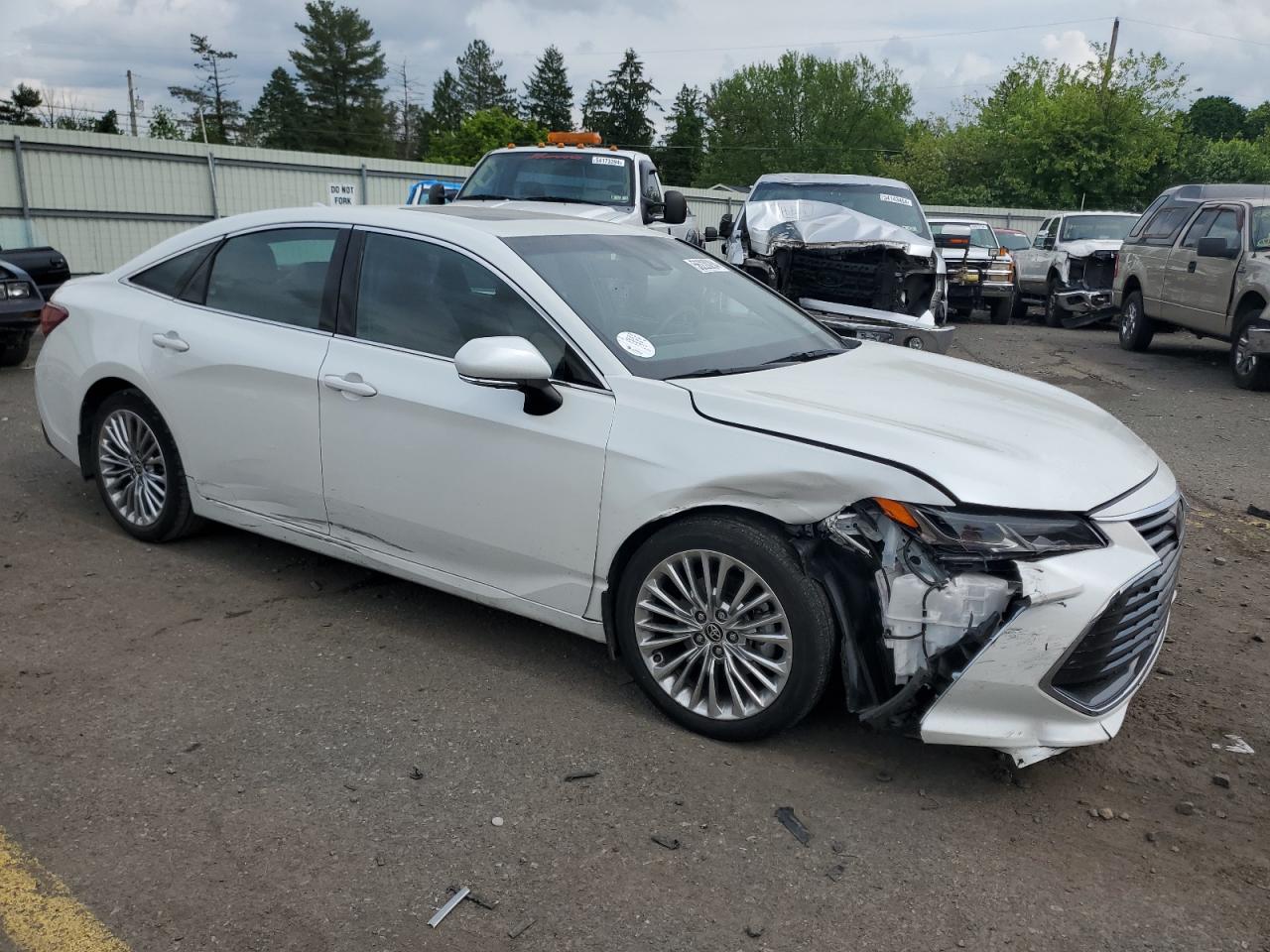 Photo 3 VIN: 4T1DZ1FB4MU056359 - TOYOTA AVALON 