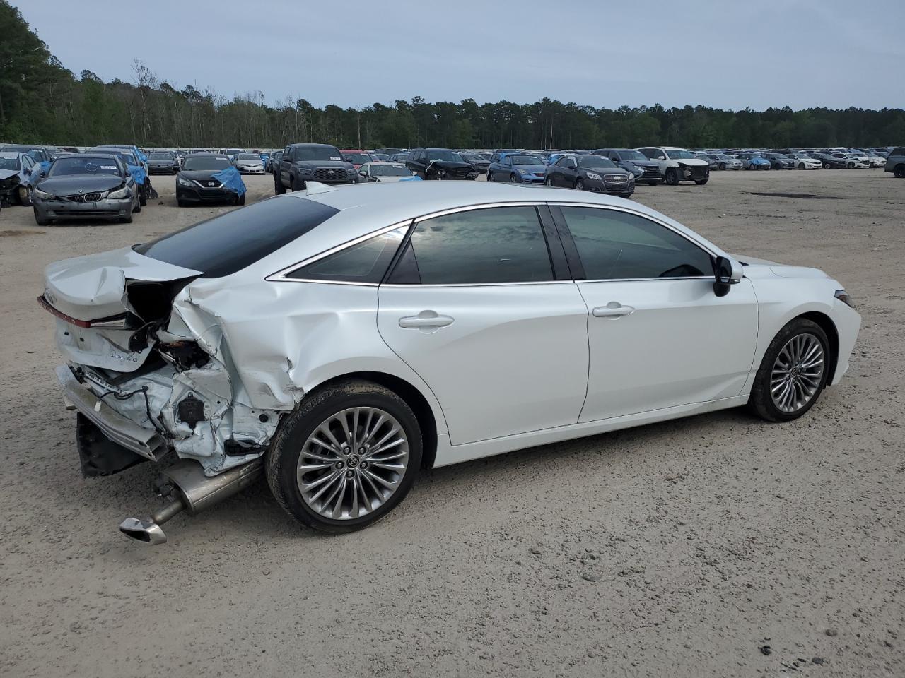 Photo 2 VIN: 4T1DZ1FB8NU082786 - TOYOTA AVALON 