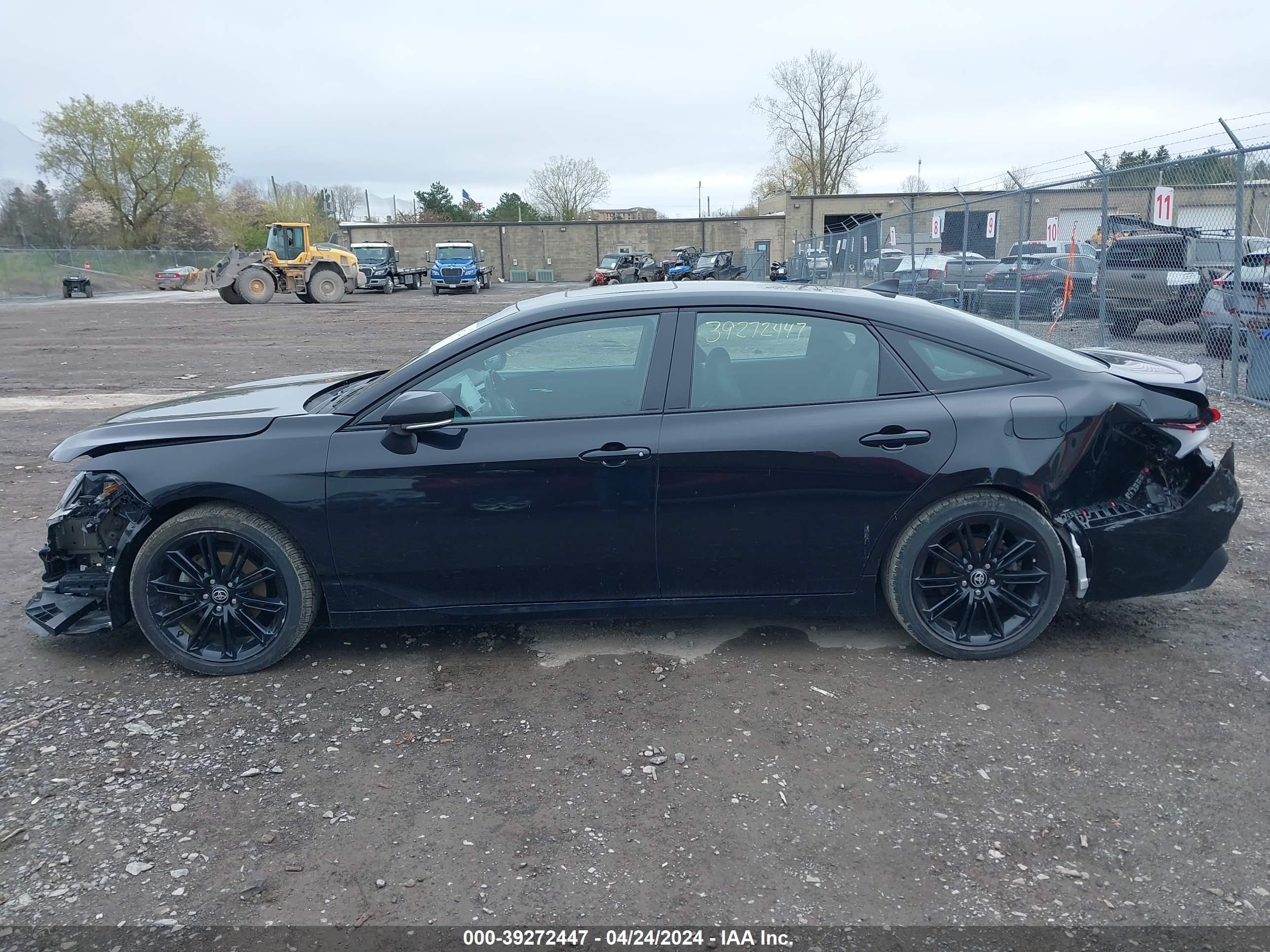 Photo 14 VIN: 4T1EA1AB0NU012671 - TOYOTA AVALON 