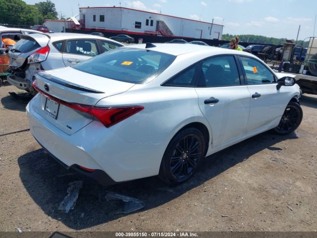 Photo 3 VIN: 4T1EA1AB5NU011838 - TOYOTA AVALON 