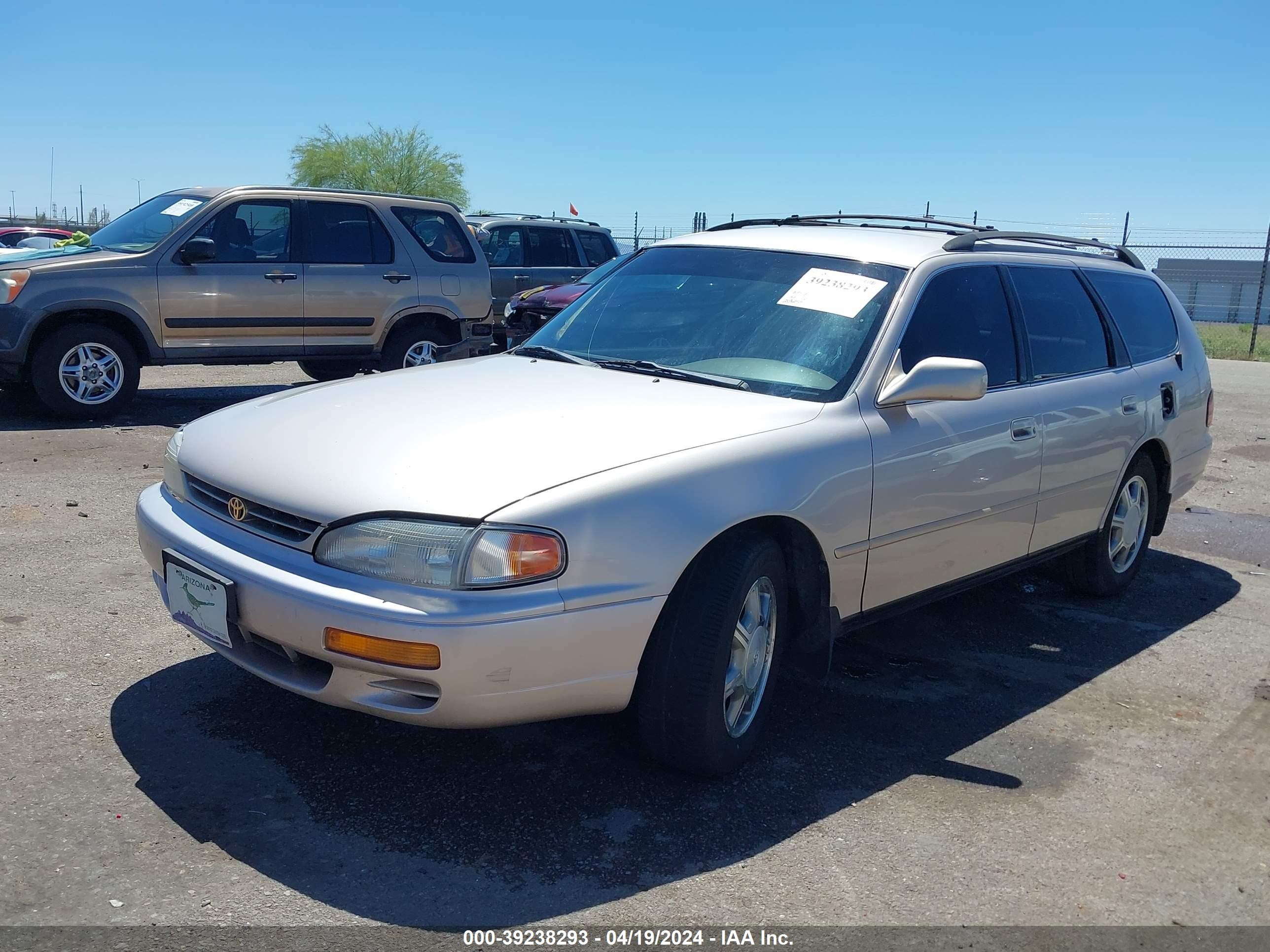 Photo 1 VIN: 4T1EF12K2TU129598 - TOYOTA CAMRY 