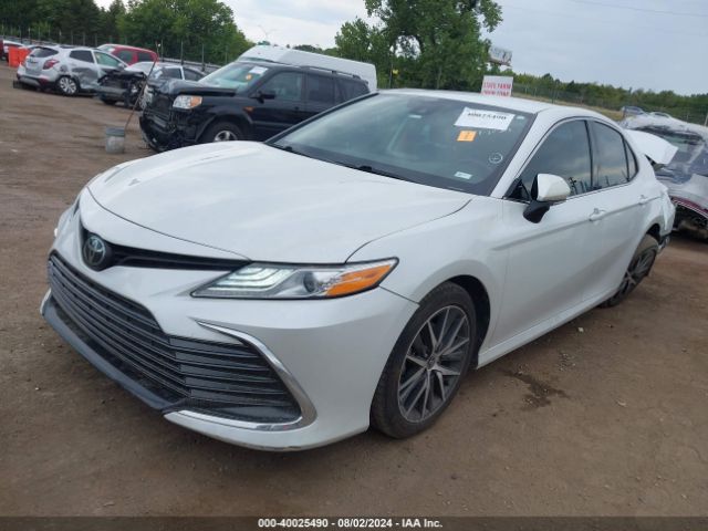 Photo 1 VIN: 4T1F11AK3NU035625 - TOYOTA CAMRY 