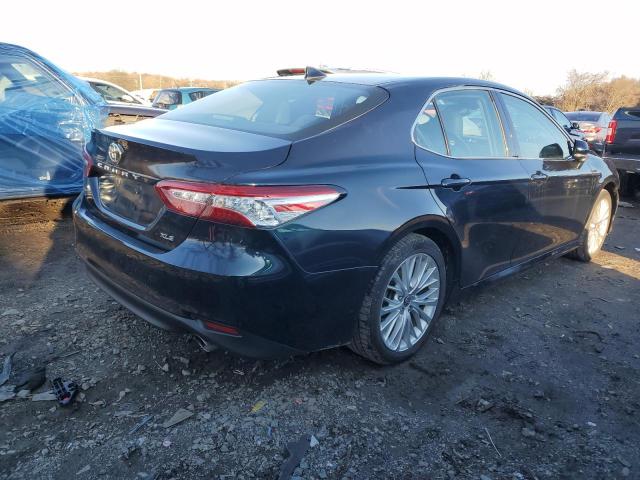 Photo 2 VIN: 4T1F11AK5LU976250 - TOYOTA CAMRY XLE 