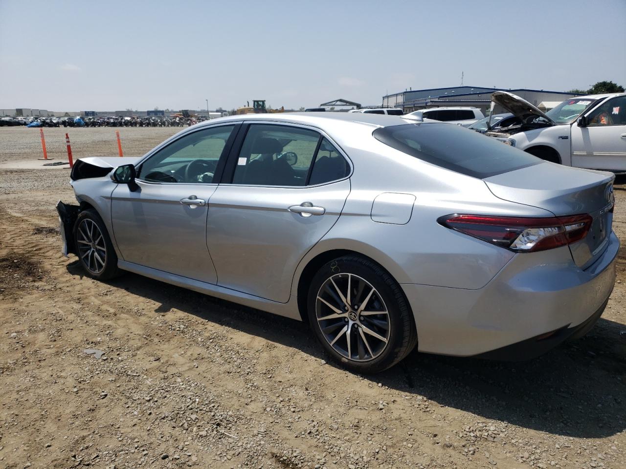 Photo 1 VIN: 4T1F11AK5PU750022 - TOYOTA CAMRY 