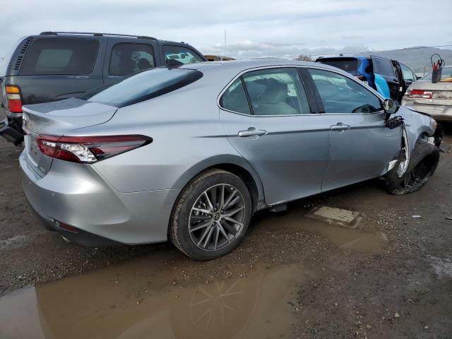 Photo 2 VIN: 4T1F11AK6NU702073 - TOYOTA CAMRY XLE 