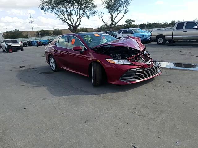 Photo 10 VIN: 4T1F11AK8LU949981 - TOYOTA CAMRY XLE 