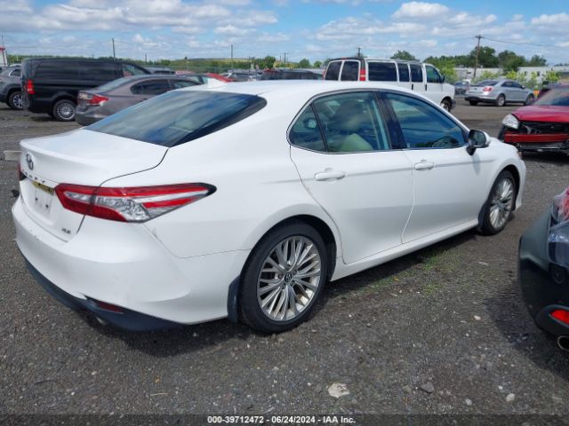 Photo 3 VIN: 4T1F11AK9LU308306 - TOYOTA CAMRY 