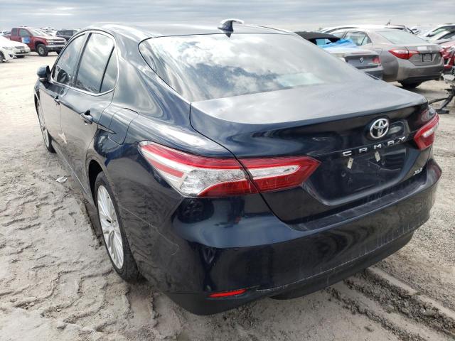 Photo 2 VIN: 4T1F11AK9LU902538 - TOYOTA CAMRY XLE 