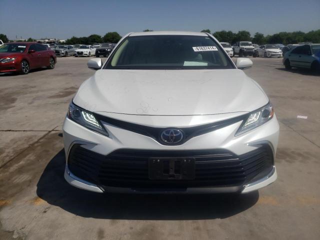 Photo 4 VIN: 4T1F11AKXRU898220 - TOYOTA CAMRY XLE 