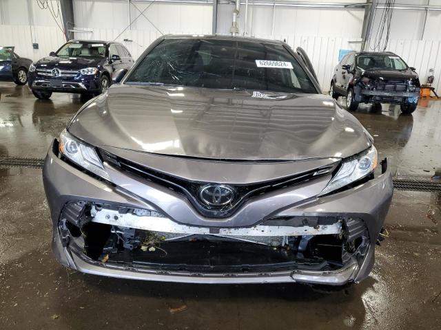 Photo 4 VIN: 4T1F11BK0LU008961 - TOYOTA CAMRY XLE 