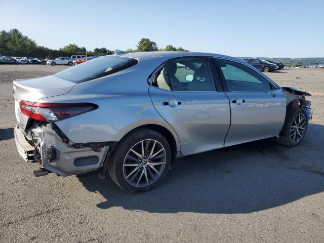 Photo 2 VIN: 4T1F11BK0NU049271 - TOYOTA CAMRY XLE 