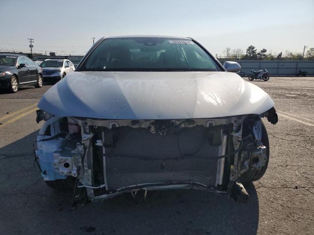 Photo 4 VIN: 4T1F11BK0NU049271 - TOYOTA CAMRY XLE 