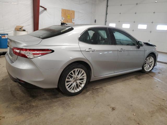 Photo 2 VIN: 4T1F11BK1LU017412 - TOYOTA CAMRY XLE 