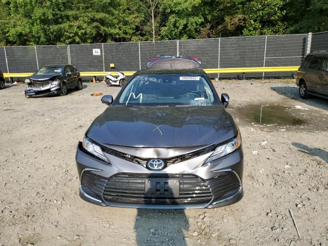 Photo 8 VIN: 4T1F11BK1NU050333 - TOYOTA CAMRY XLE 