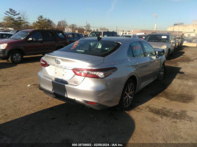 Photo 3 VIN: 4T1F11BK2NU057405 - TOYOTA CAMRY 