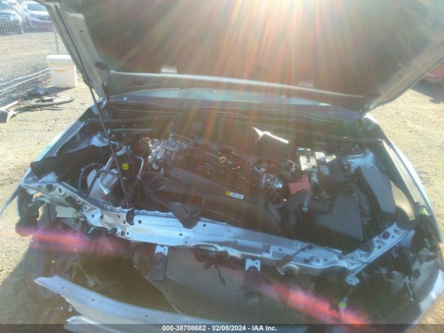 Photo 9 VIN: 4T1F11BK2NU057405 - TOYOTA CAMRY 