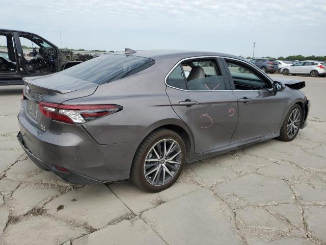 Photo 2 VIN: 4T1F11BK2NU057582 - TOYOTA CAMRY XLE 