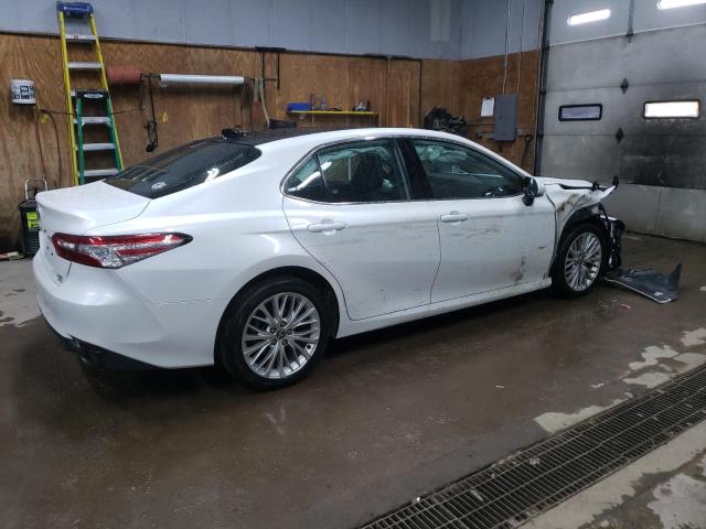 Photo 2 VIN: 4T1F11BK3LU002622 - TOYOTA CAMRY 