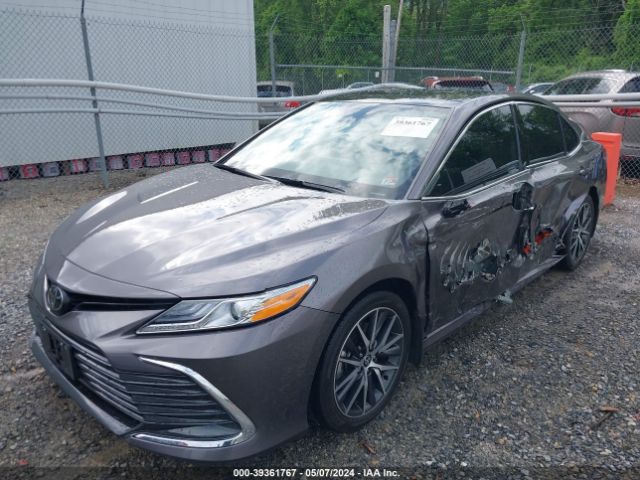 Photo 1 VIN: 4T1F11BK6NU072103 - TOYOTA CAMRY 