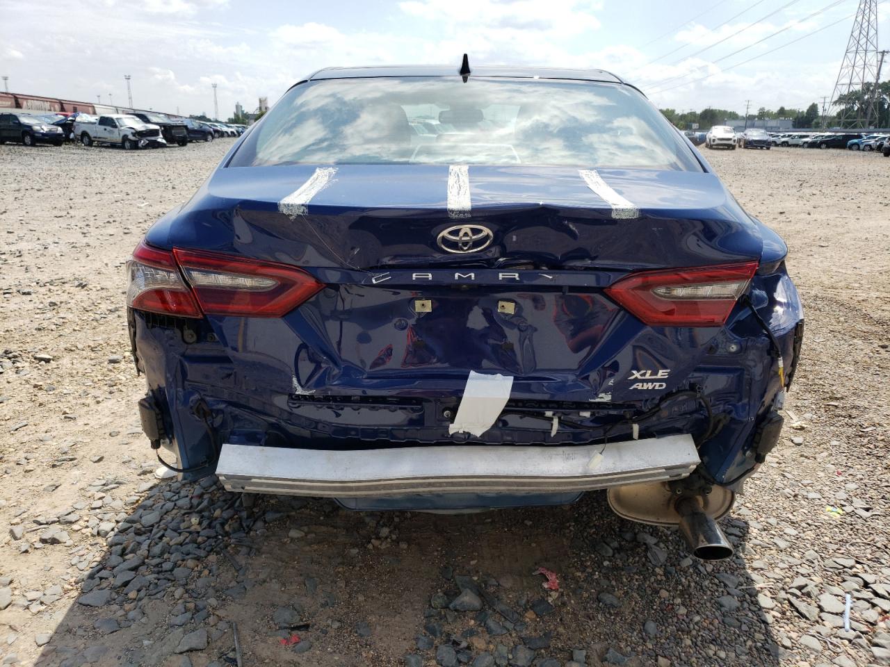 Photo 5 VIN: 4T1F11BK7PU082240 - TOYOTA CAMRY 