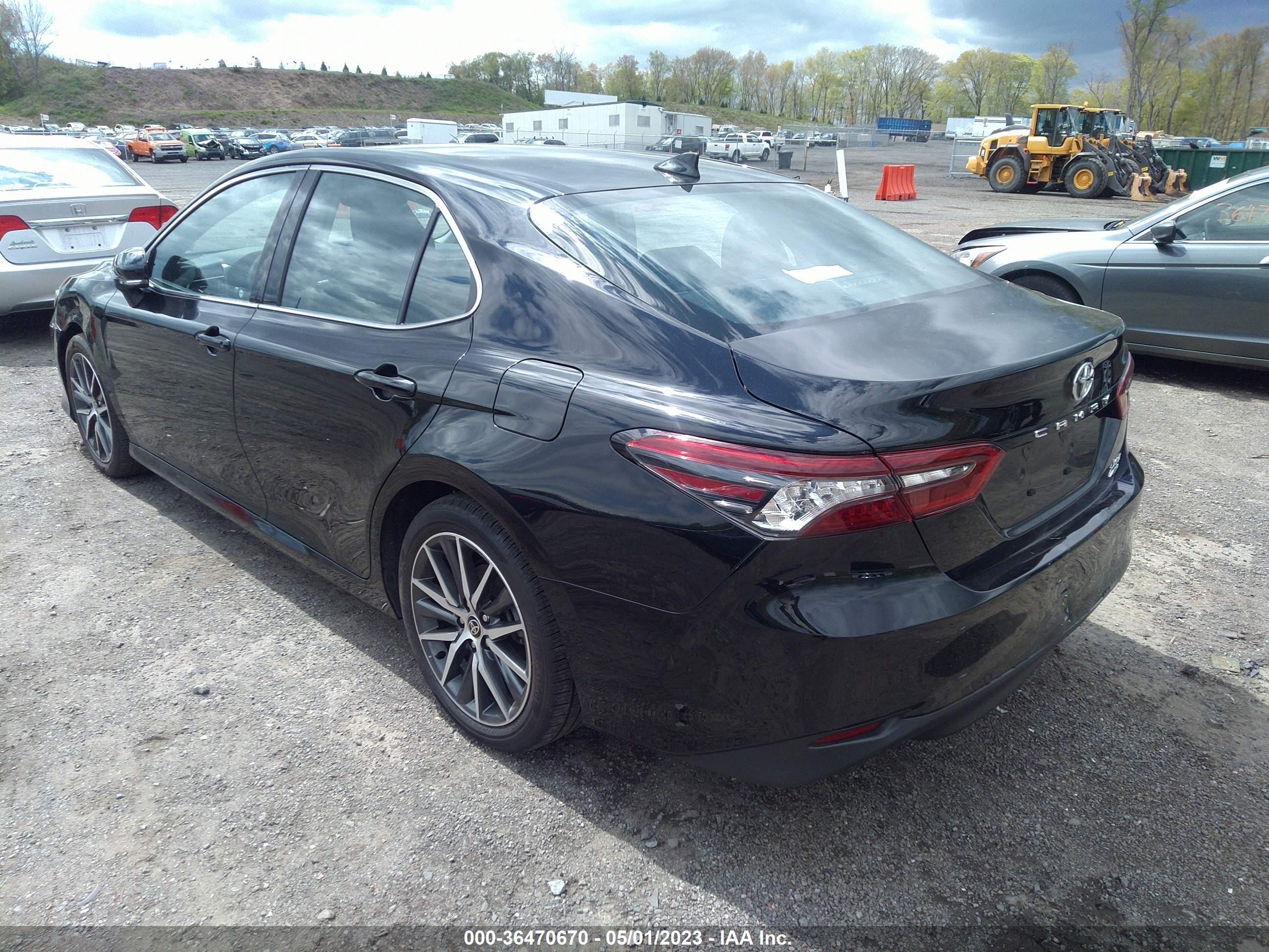 Photo 2 VIN: 4T1F11BKXNU049200 - TOYOTA CAMRY 