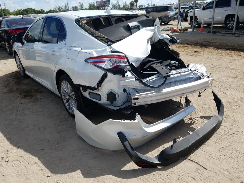 Photo 2 VIN: 4T1F31AK2LU526551 - TOYOTA CAMRY XLE 